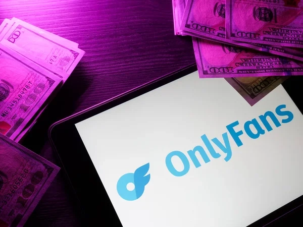 OnlyFans-моделі виграли майже третину справ проти ДПС — Опендатабот