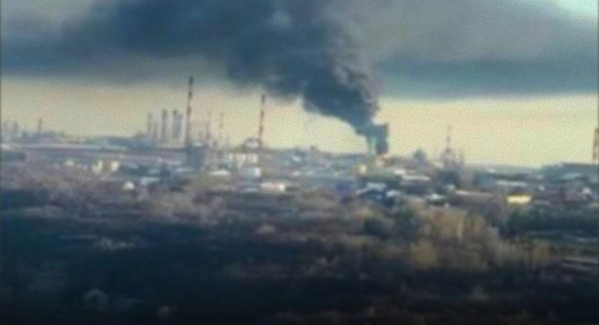 ЗСУ атакували стратегічний НПЗ «Башнефть-Новойл» за 1400 км від кордону