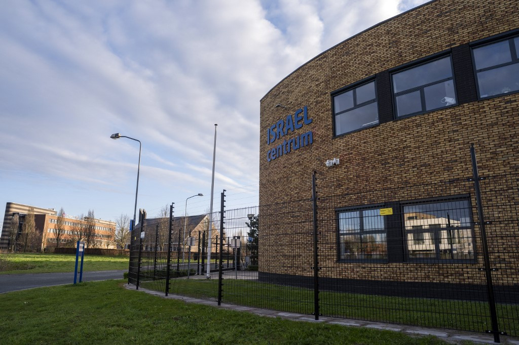 Explosion Hits pro-Israel Centre in the Netherlands