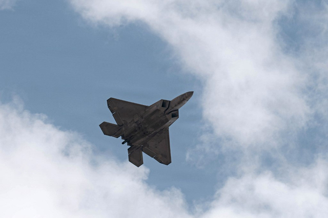 13 US Service Members Killed, 365 Injured in Five Weeks of Iran Campaign