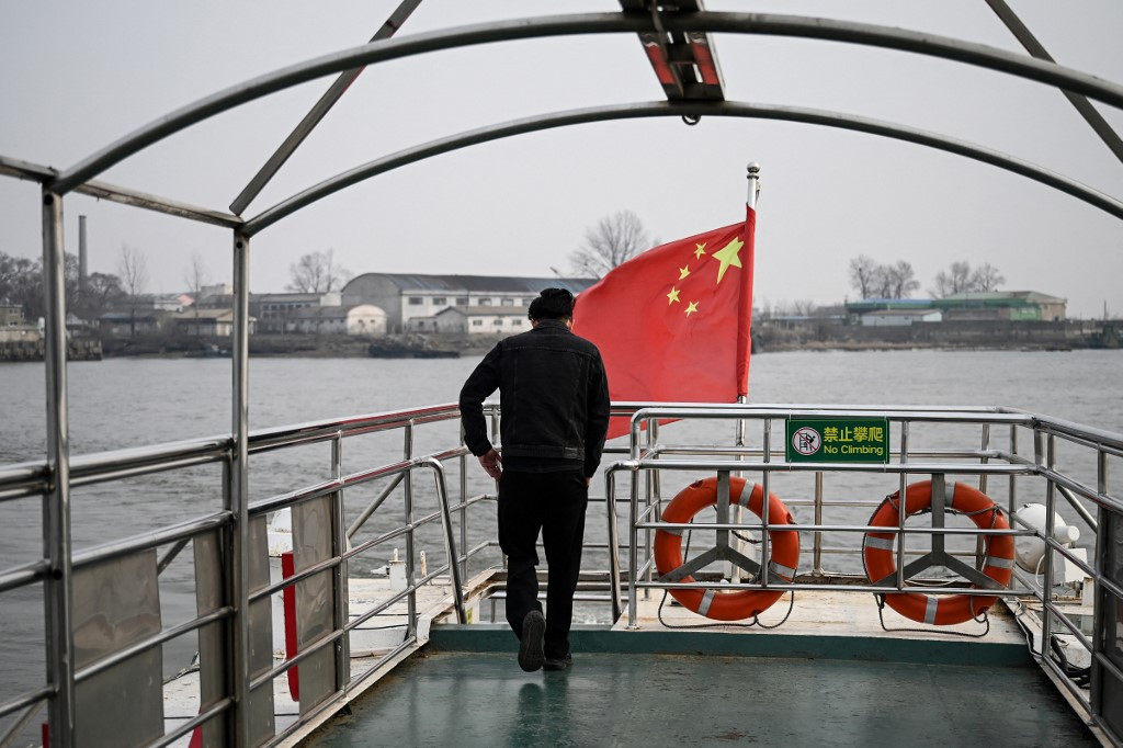 Chinese AI Firms Track US Troop Movements in Iran War