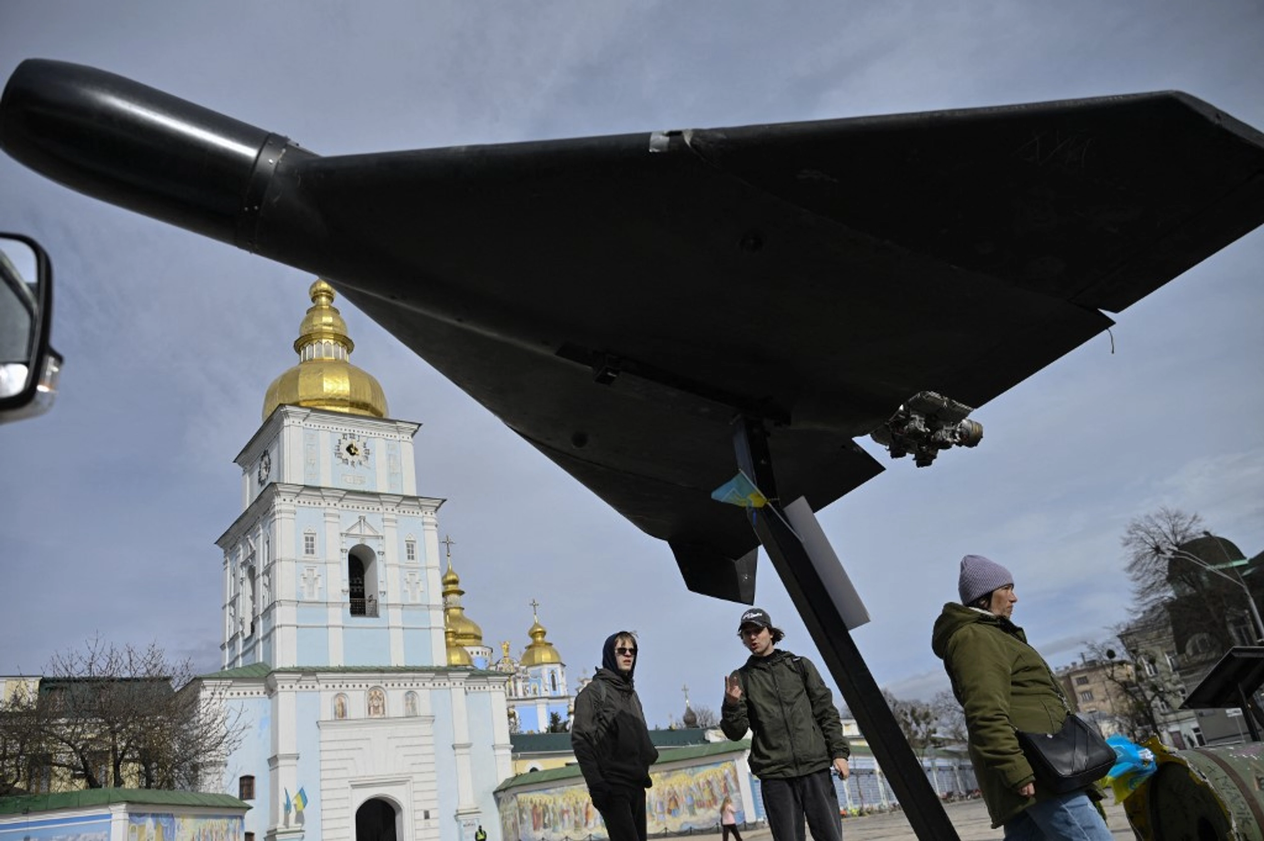 More Crimea Strikes, Kharkiv’s Historic Manor Ablaze – Ukraine Latest, April 8