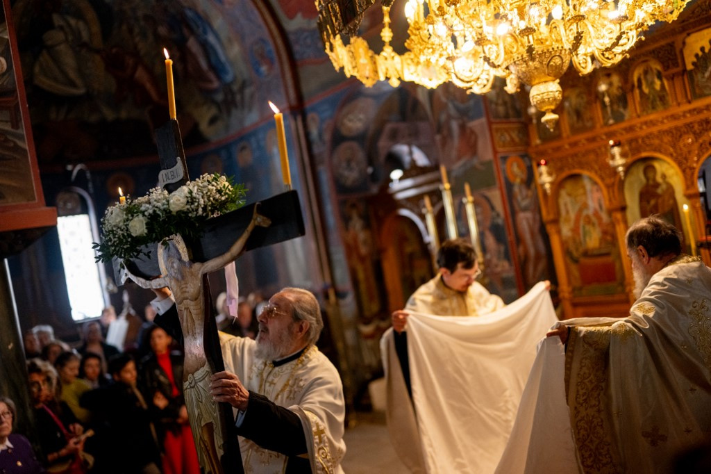 Easter, Drones and the Best Rapiers in the World