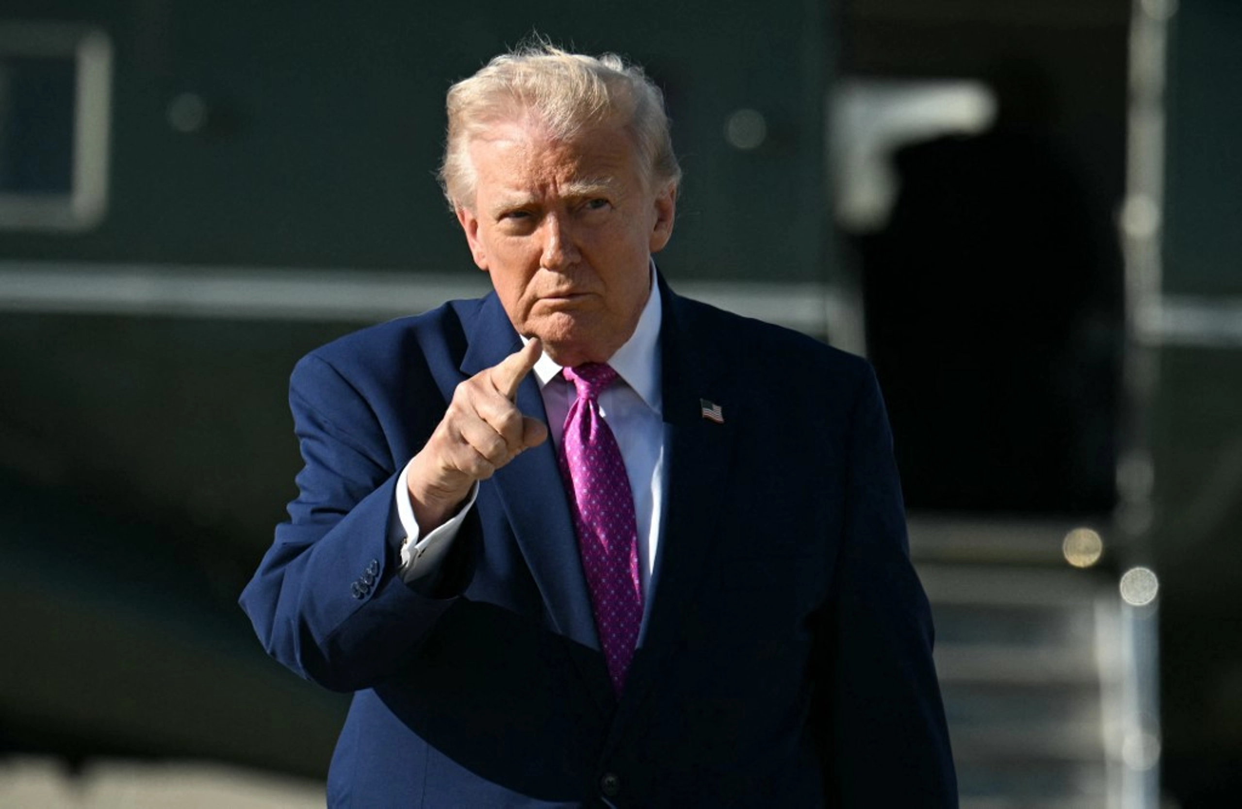 US Reportedly Agrees to Release $6 Billion in Frozen Iranian Assets Amid Peace Talks