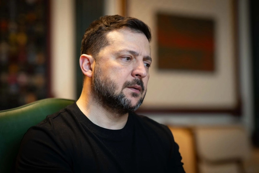 Зеленський підписав закони про продовження мобілізації та воєнного стану