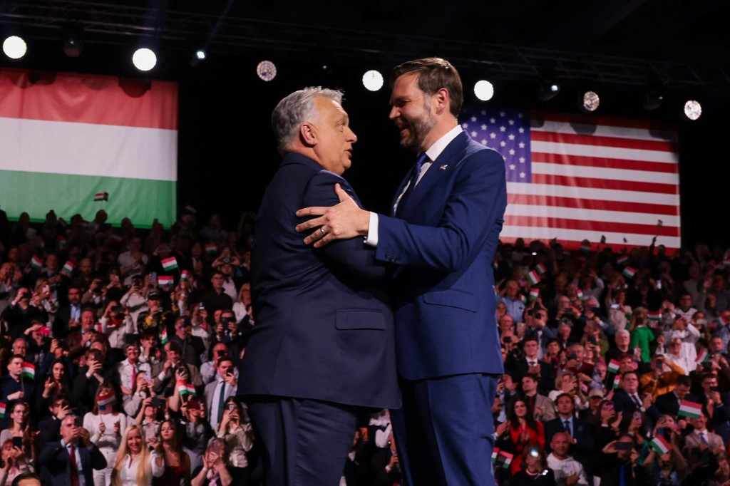 Trump Promises Prosperity for Hungary – but Only if Orbán Wins