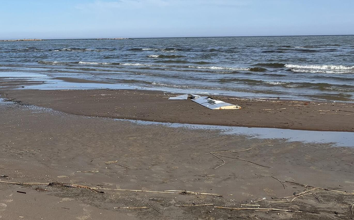 Fragment of Ukrainian Drone Found Washed Up on Estonian Beach