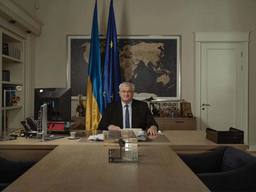 Ukraine Lifts Hungary Travel Advisory After Tisza Party Election Win