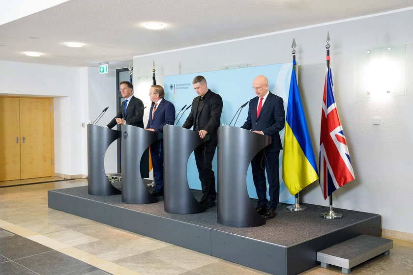 Big Defense Packages With Unclear Deliveries at Ramstein Briefing