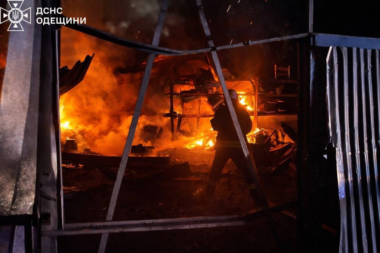 Russian Drone Strikes Liberia-Flagged Grain Ship in Black Sea