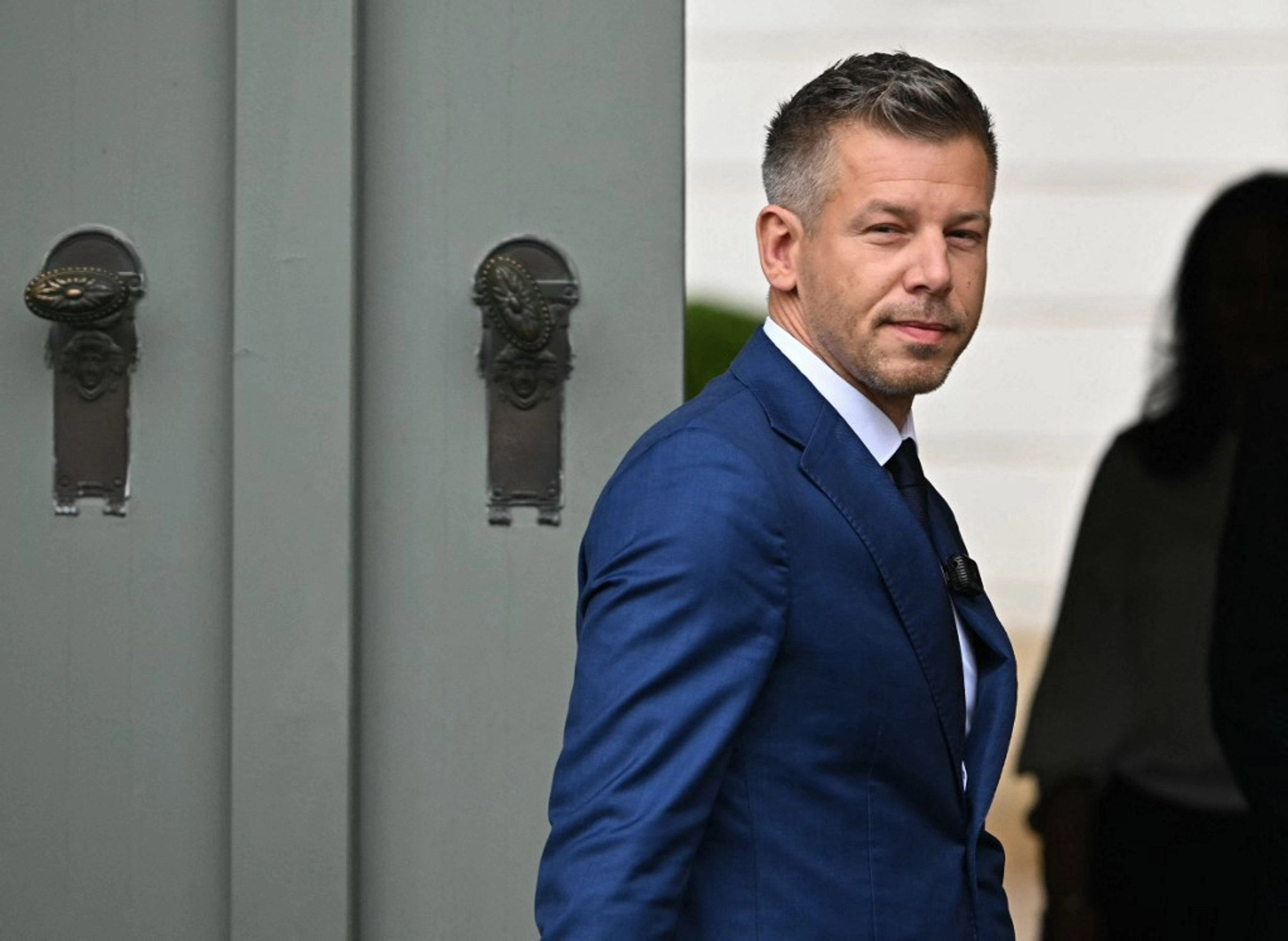 Переговори щодо коштів «Ощадбанку» можливі після присяги, - Мадяр