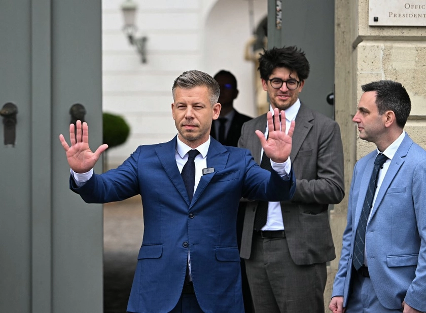 Hungary’s Magyar Seeks Breakthrough in Brussels on Blocked EU Billions