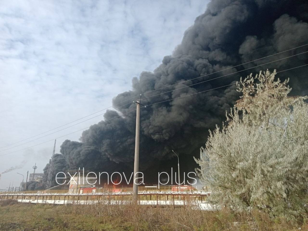 Massive Drone Wave Targets Russian Oil Refineries and Ports Across Five Regions