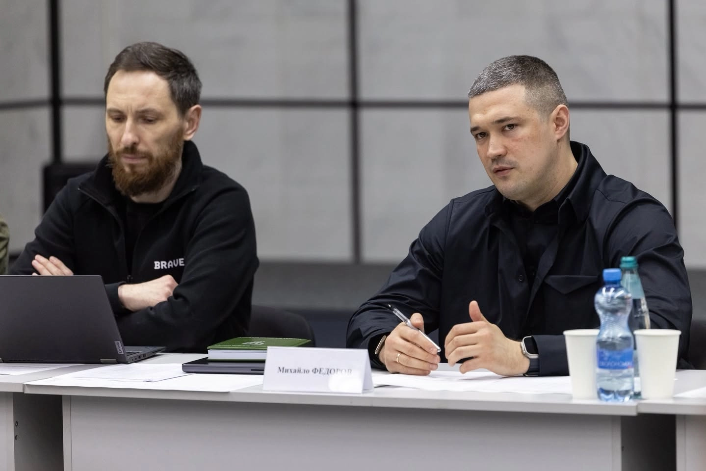 У Міноборони хочуть, аби 100% фронтової логістики виконували наземні роботи