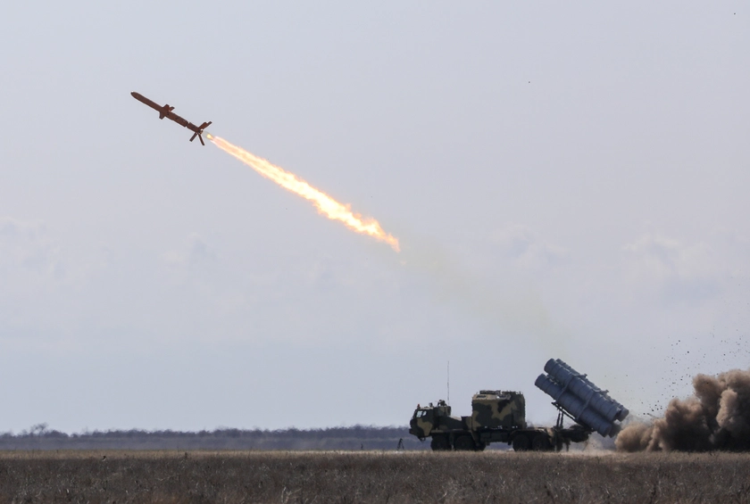 По російському заводу у Таганрозі вдарили «Нептунами»: у ВМС розкрили деталі
