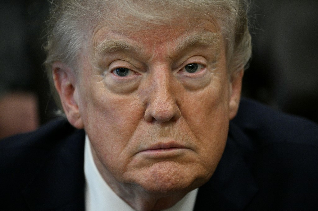 Trump’s Advisers Push to Limit Media Outbursts Amid Global Talks