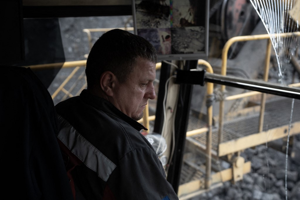 Kyiv Mass Shooting, New Sanctions Waiver, Pro-Russian Govt. in Bulgaria – Ukraine Latest, April 20