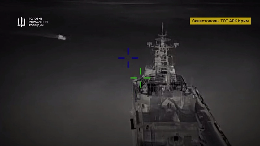 WATCH: Ukraine Hits 2 Russian Vessels in Crimea, Knocks Out Radar in Sevastopol – Intel