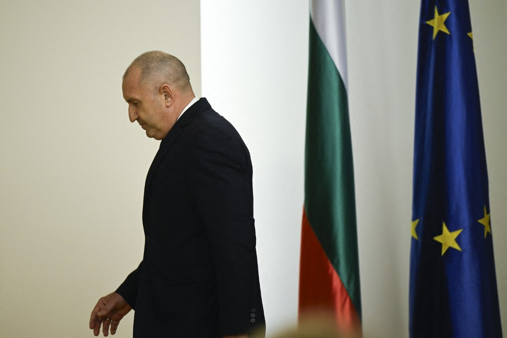 Radev Wins Bulgaria in Landslide as Pro-Russian Turn Sparks EU Questions