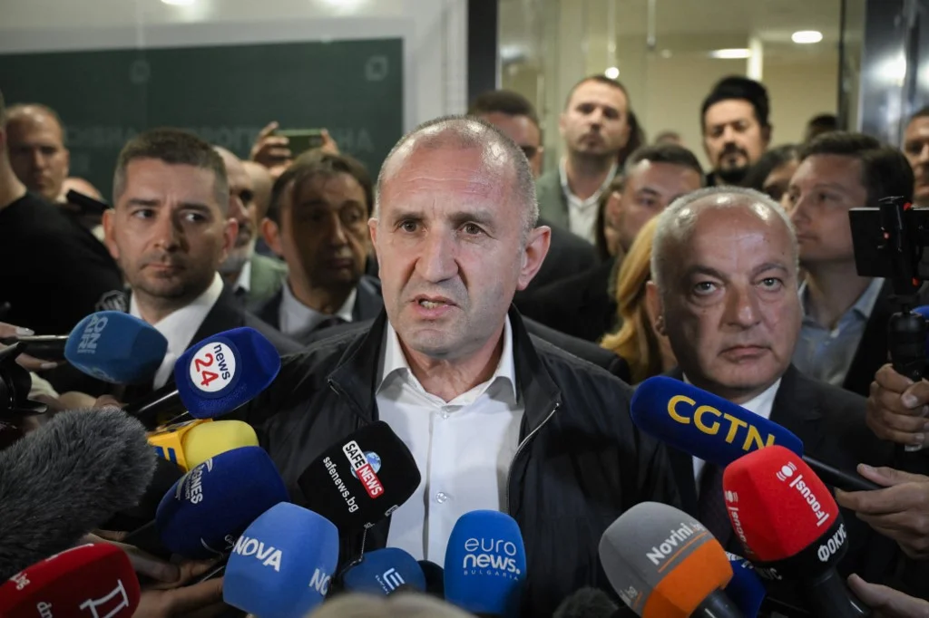 Bulgaria Plans to Halt Weapons Deliveries to Ukraine Under New Government