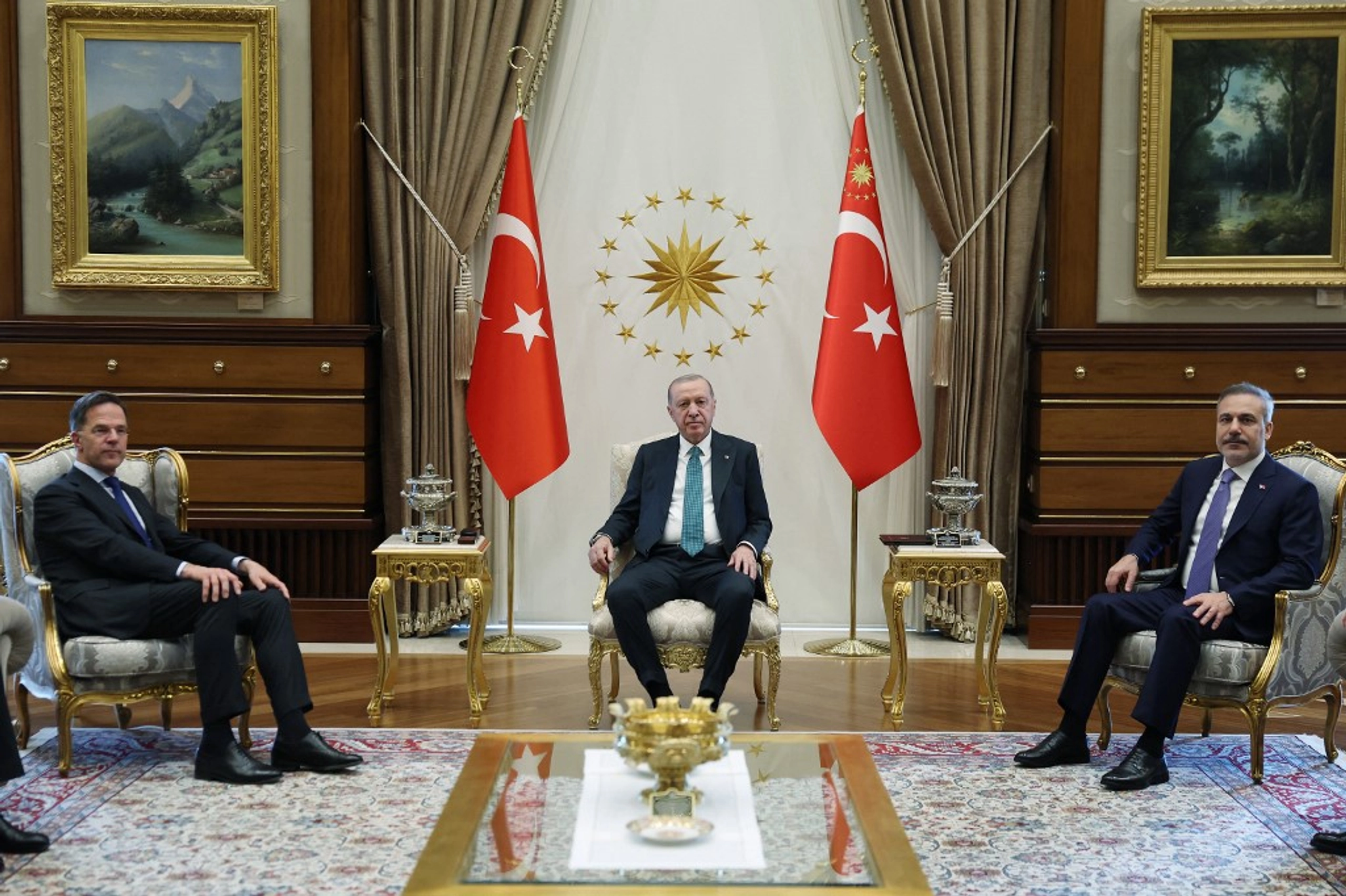 Rutte Says NATO Will Do ‘What’s Necessary’ to Defend Turkey