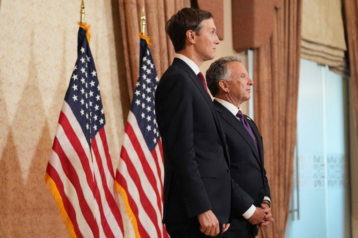 Zelensky Confirms US Envoys Will Visit Kyiv on Sunday, After Visiting Moscow