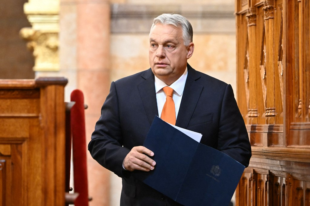Viktor Orbán Resigns from Parliament Following Election Defeat