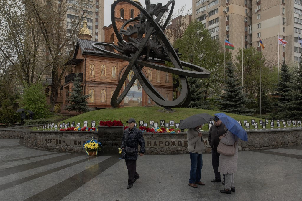 Some Funding Secured, Some Not – Ukraine Latest, April 27