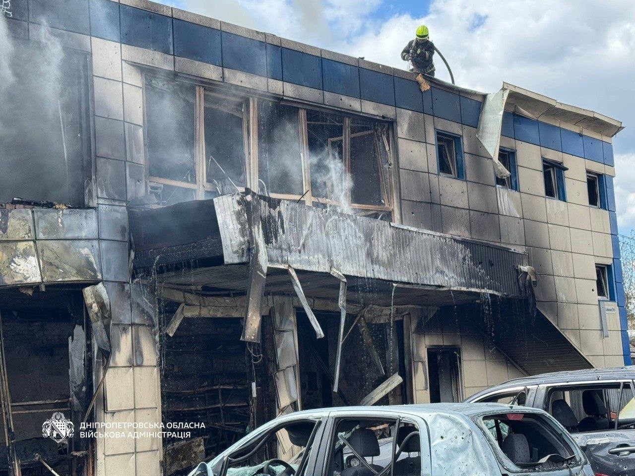 Russian Strike on Dnipropetrovsk Region Kills 1, Injures 11