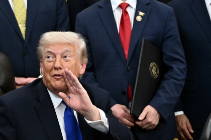 Trump Claims Biden’s Ukraine Aid Is ‘Why the War Continues’
