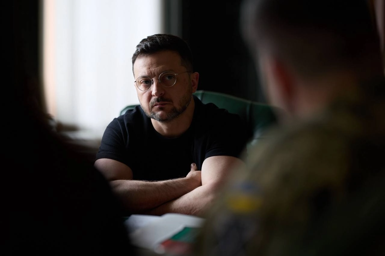 Зеленський анонсував суттєве підвищення виплат в армії та нові умови служби з червня