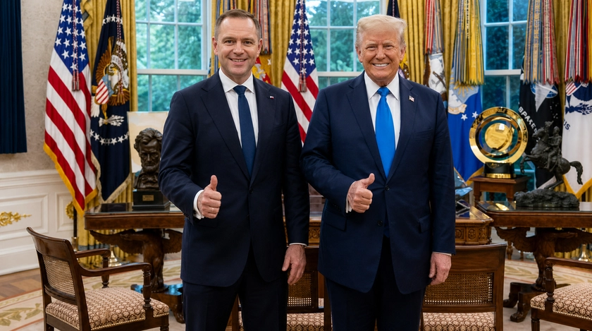 Навроцький поговорив телефоном з Трампом: обговорили безпеку Європи