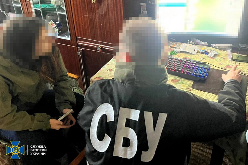 СБУ затримала трьох блогерів за «злив» позицій ЗСУ в соцмережах