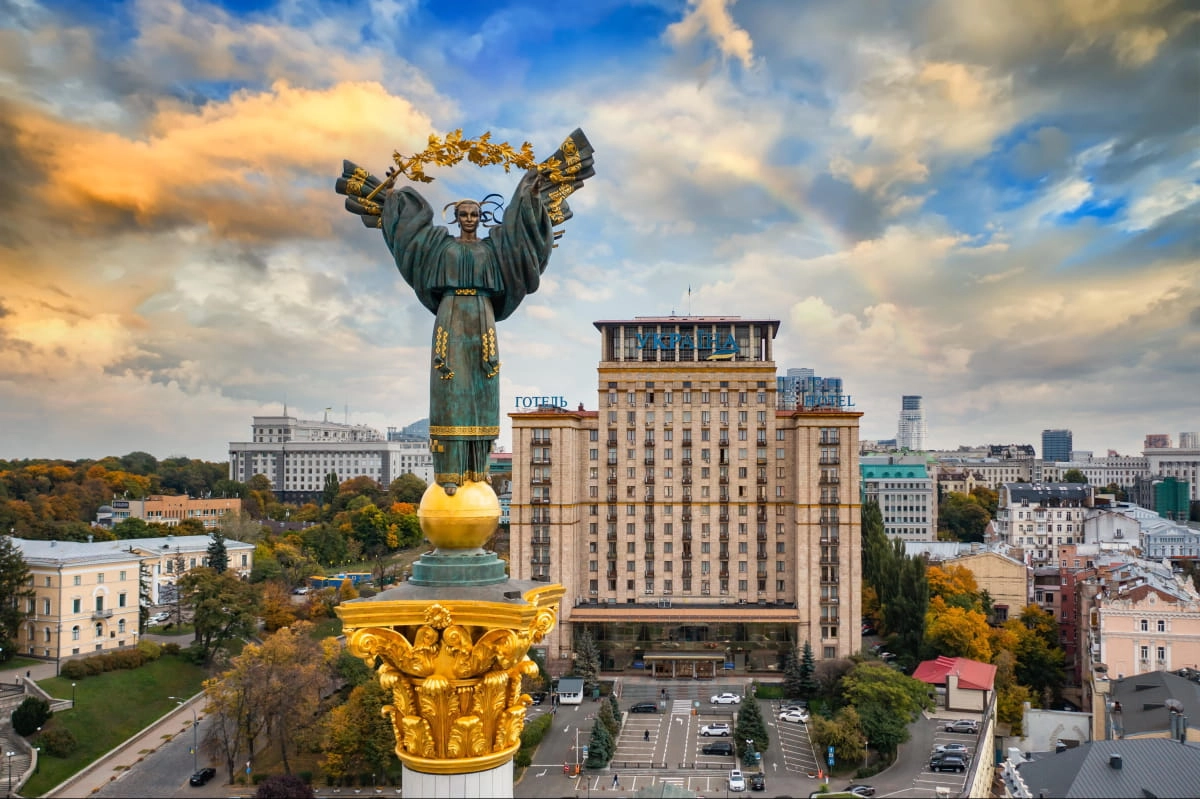 У Києві зафіксували температурний рекорд: повітря прогрілося до 22,7°