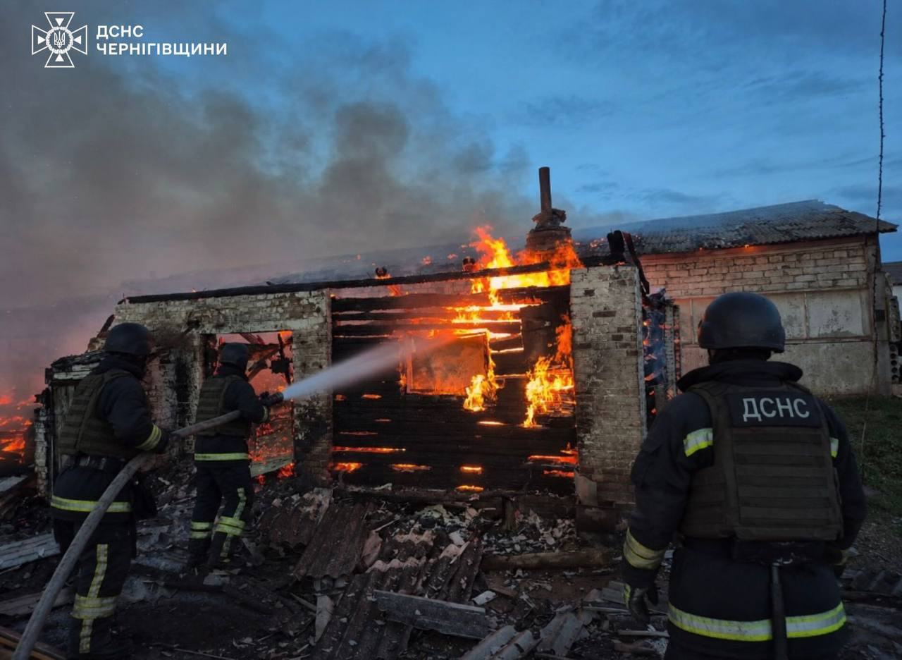 Chernihiv Hit by Massive Russian Attack, at Least 15 Explosions Reported