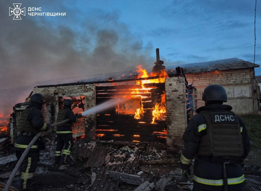 Chernihiv Hit by Massive Russian Attack, at Least 15 Explosions Reported