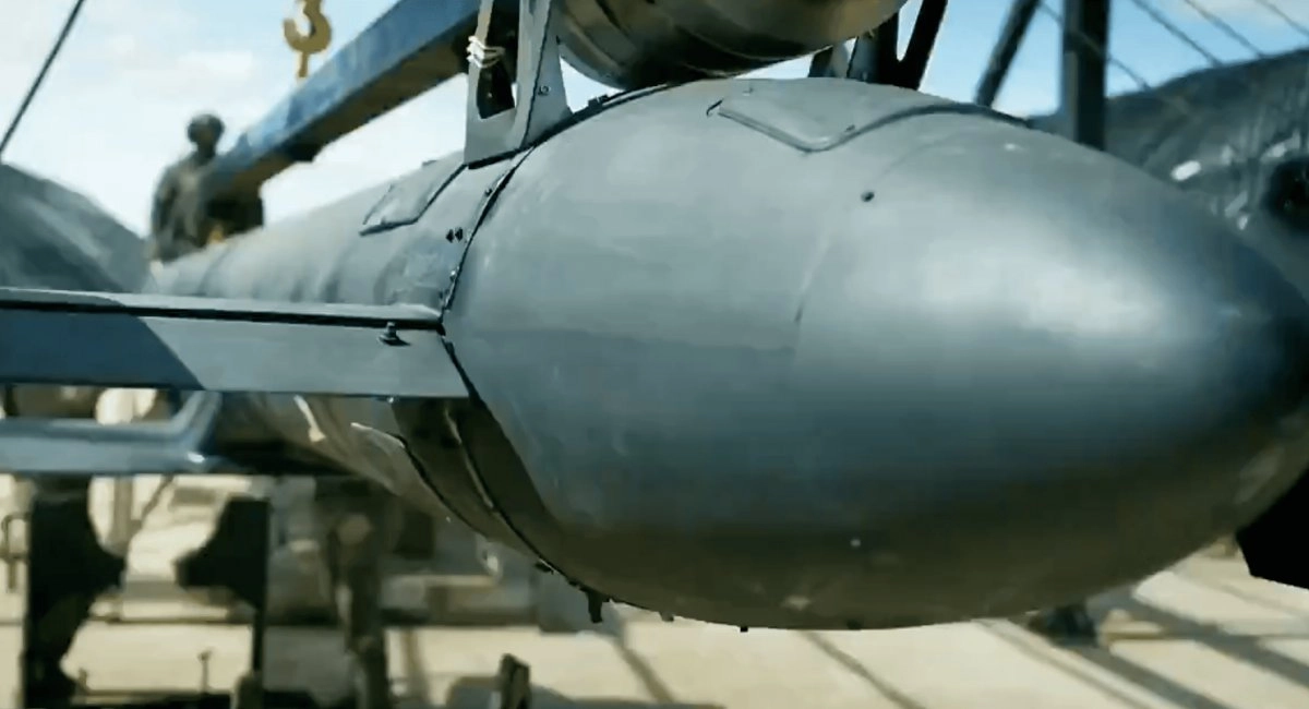 Russia Unveils Jet-Powered ‘Geran-5’ Missile During Hardware-Free Victory Day