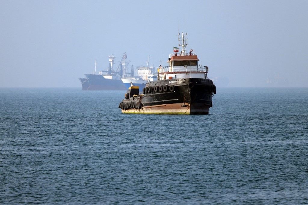 First Qatari LNG Tanker Transits Strait of Hormuz Since Start of War