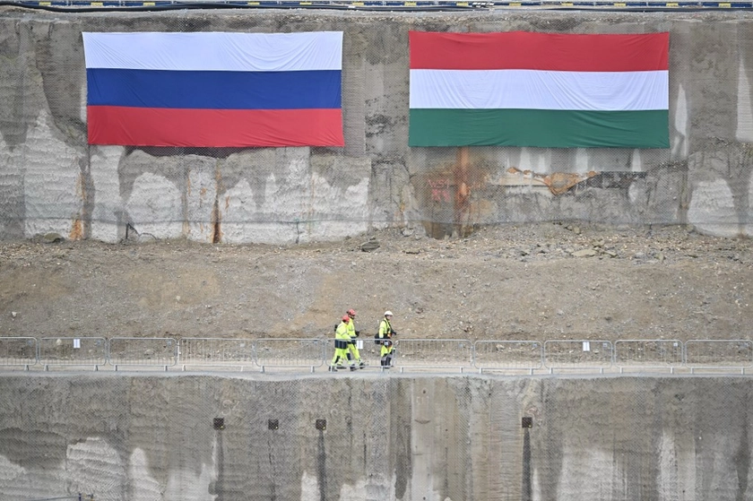 Новий уряд Угорщини перевірить контракти з Росатомом щодо розширення АЕС