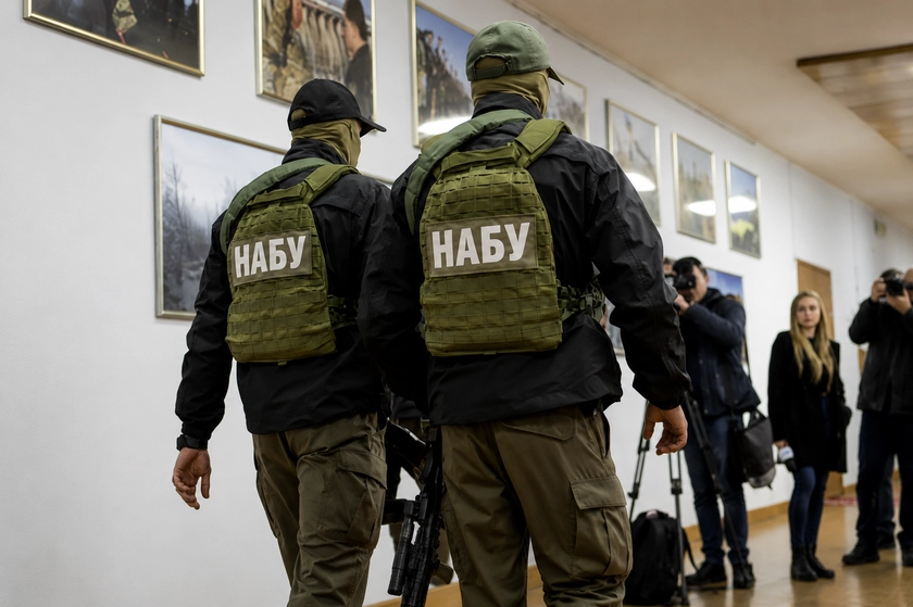 НАБУ оголосило нові підозри ще шістьом фігурантам у справі “Мідас”