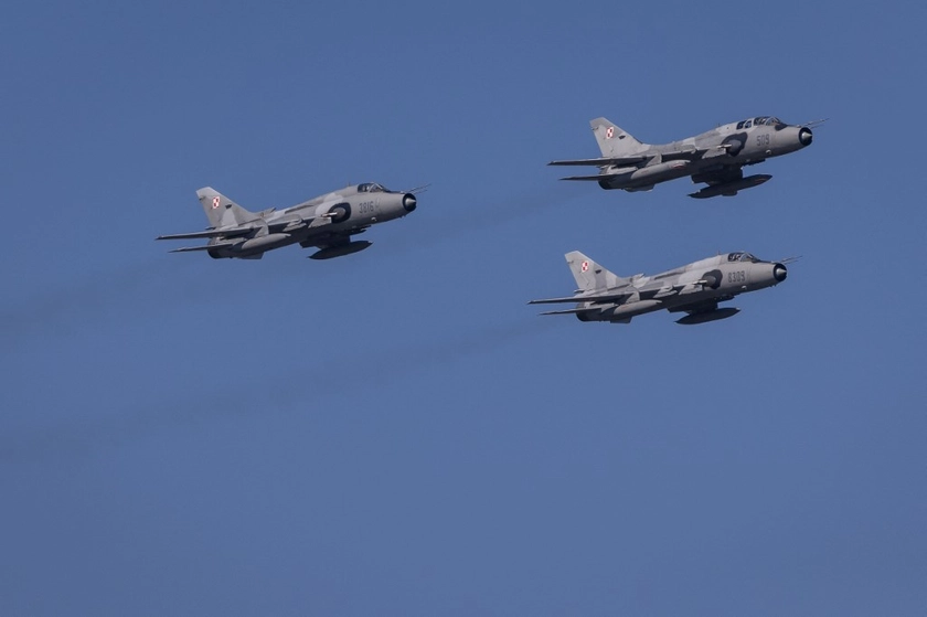 Poland Scrambles Jets During Russian Attack