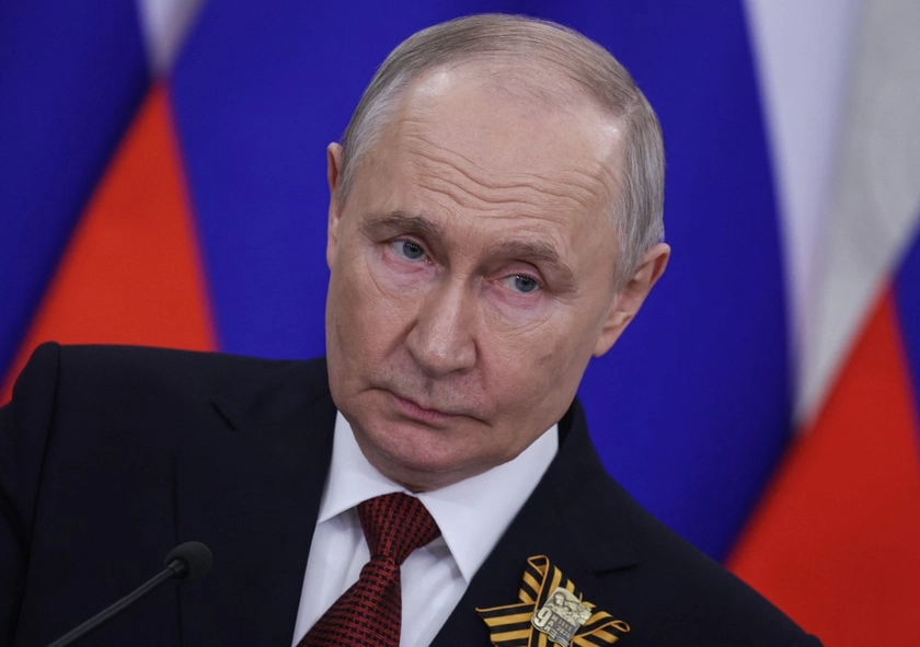 Putin Signs Law Allowing Military to ‘Protect Russians Abroad’