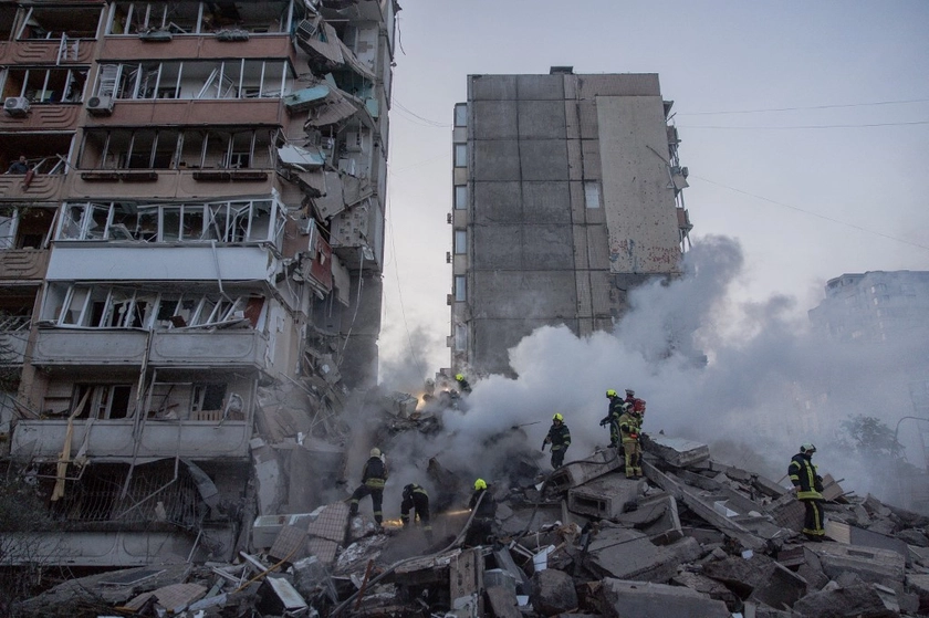Largest Strike on Kyiv, Russian Starlink Alternatives, Potential US Aid – Ukraine Latest, May 14