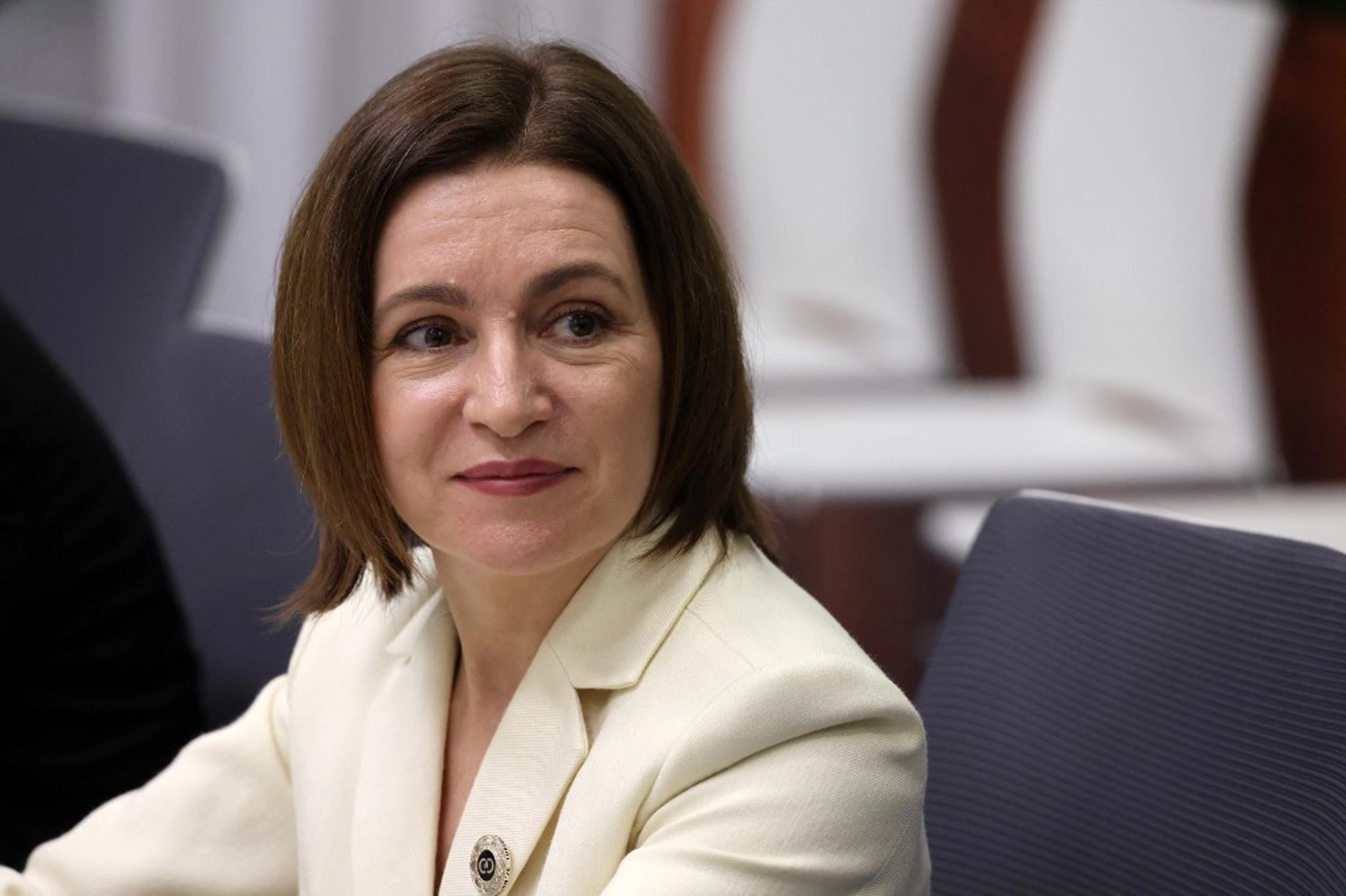 Санду назвала законопроєкт про об’єднання Румунії та Молдови диверсією Москви