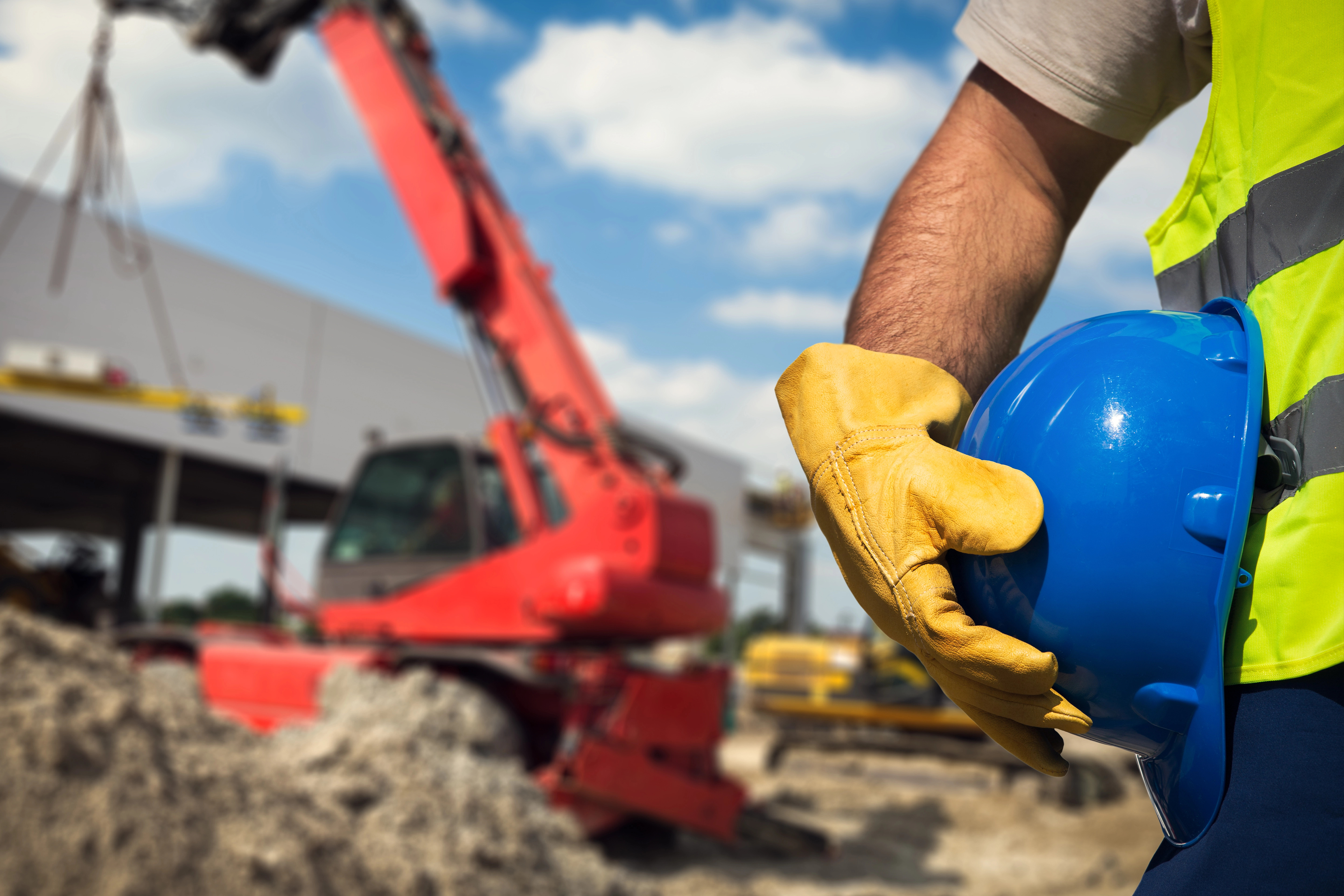 Labor Crunch Hits Ukrainian Industry as 68% of Firms Struggle to Hire