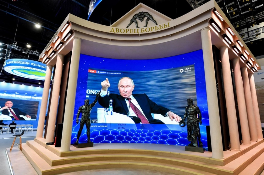 На форум Путіна в Петербурзі вперше за багато років приїде представник США