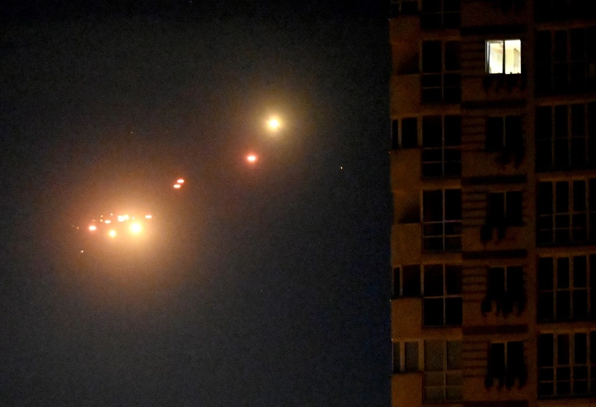 Explosions Heard in Kyiv as Russia Launches Evening Missile Attack on Ukraine