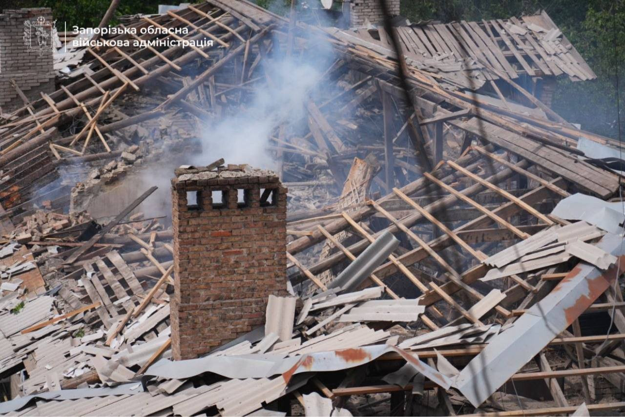 Russian Double-Tap Strike on Zaporizhzhia Industrial Zone Kills One, Wounds Three