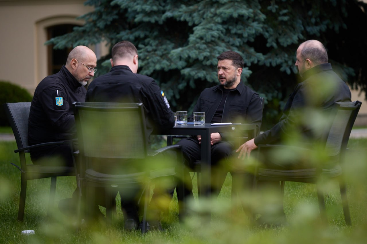 Zelensky Convenes High-Level Meeting to Set Defense Amid US Diplomacy Shift