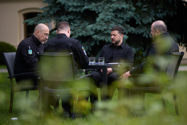 Zelensky Convenes High-Level Meeting to Set Defense Amid US Diplomacy Shift